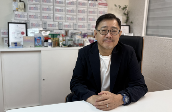 香港面向日本人的最大資訊雜誌上介紹了懿生堂、澤原社長